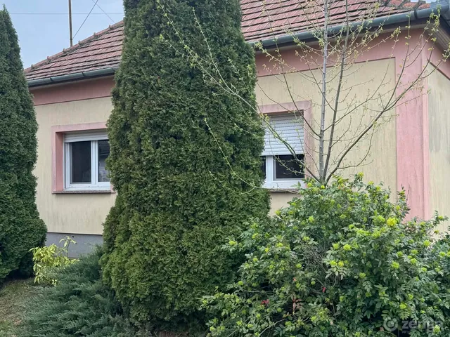 Eladó ház Tolna 84 nm