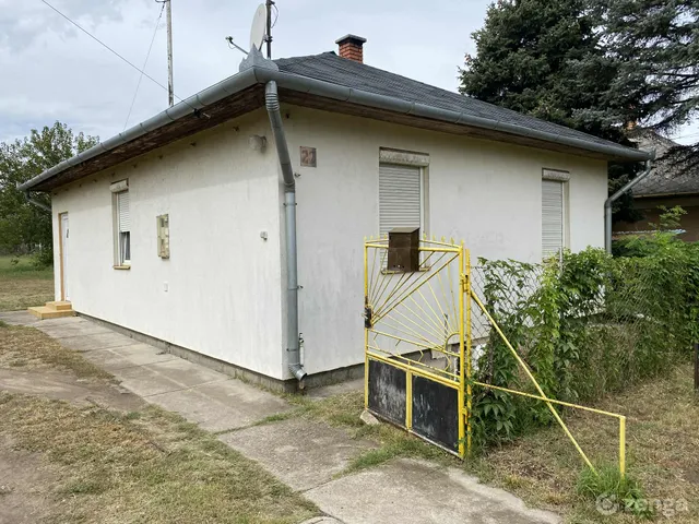 Eladó ház Abony 64 nm