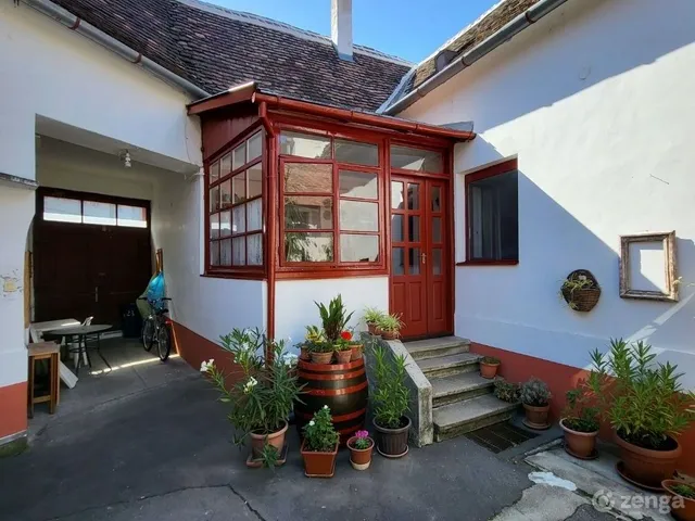 Eladó ház Kőszeg, Belváros, Gyöngyös utca 28 112 nm