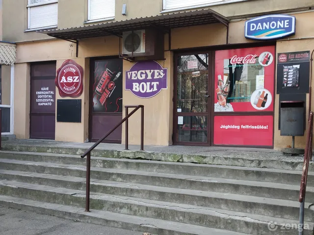 Eladó kereskedelmi és ipari ingatlan Pécs, Kertváros 39 nm