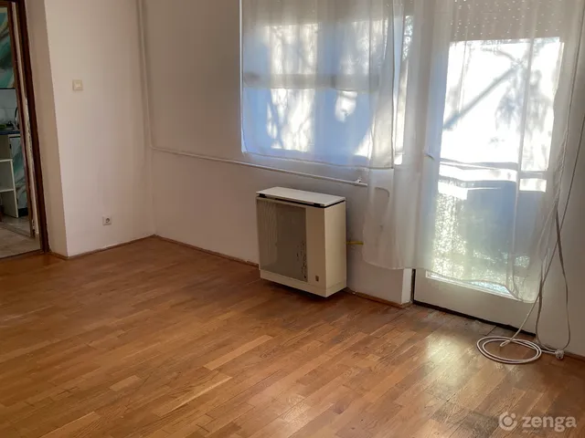 Eladó lakás Békéscsaba, Lencsési (József Attila) lakótelep 43 nm