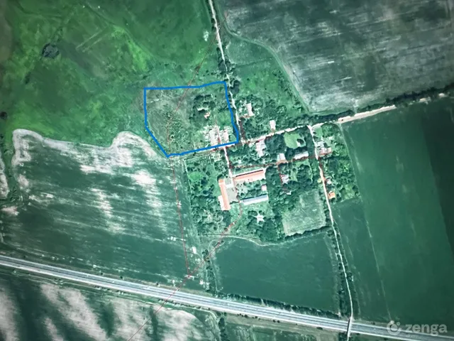 Eladó telek Ács 37072 nm