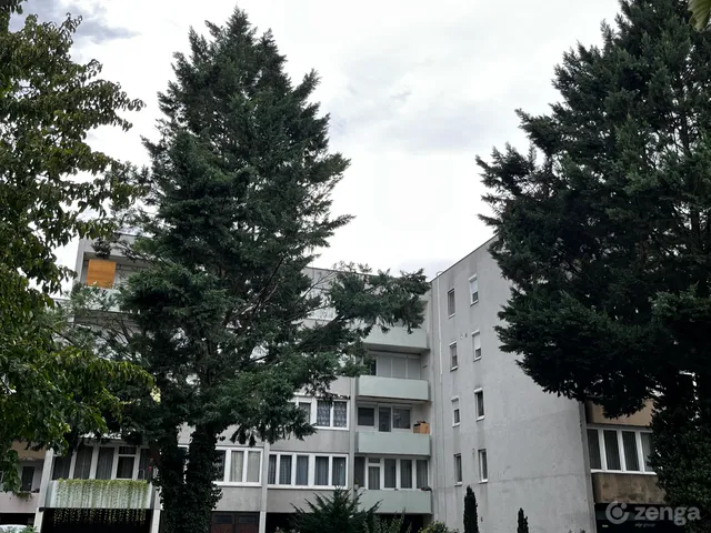 Eladó lakás Sopron, Jereván-lakótelep 62 nm