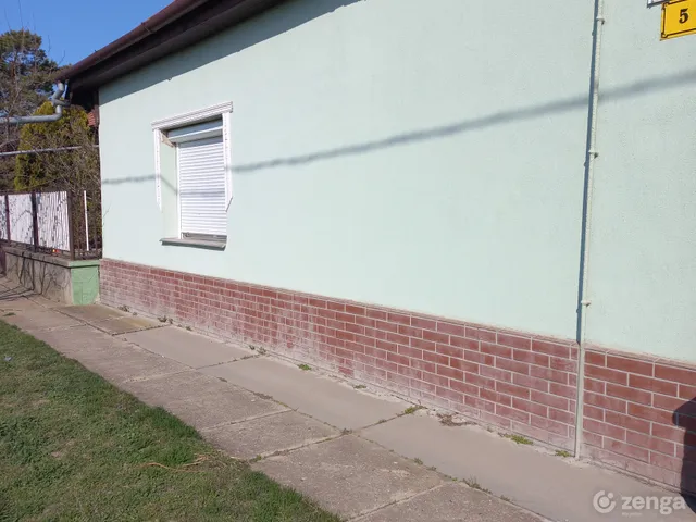 Eladó ház Tiszaföldvár 80 nm