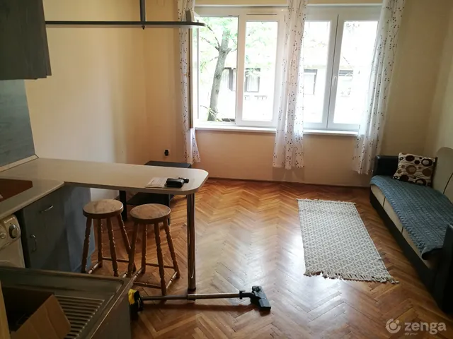 Eladó lakás Kecskemét, Belváros 21 nm