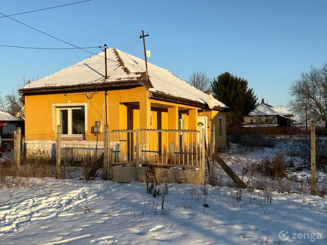 Eladó ház Rakamaz 50 nm