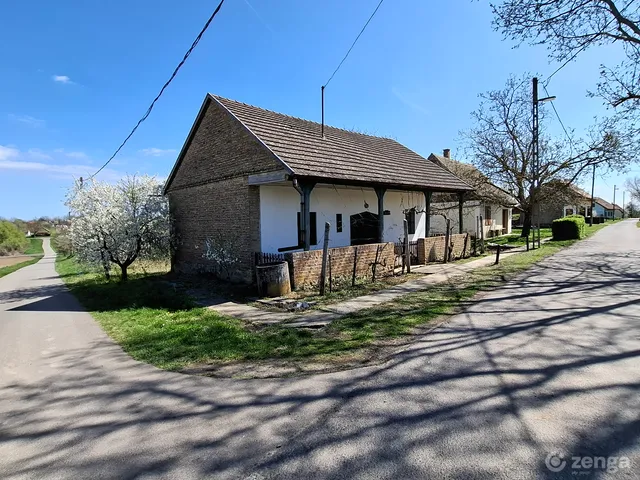 Eladó mezőgazdasági ingatlan Bóly 86 nm