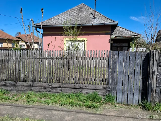 Eladó ház Kisújszállás 98 nm