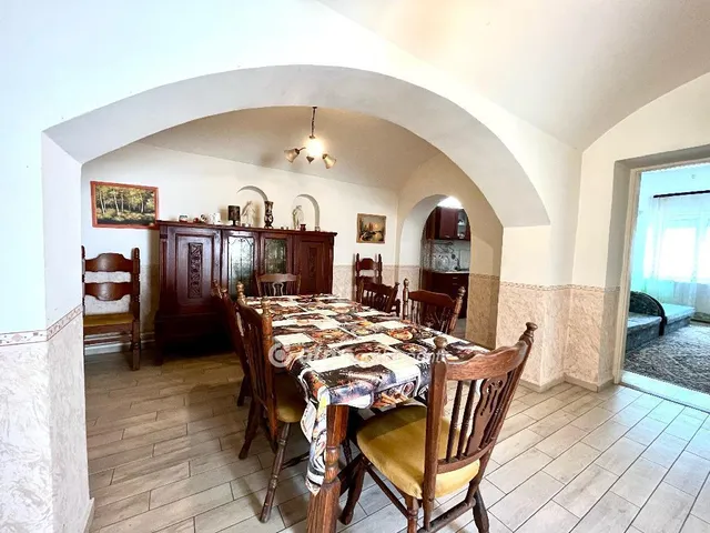 Eladó ház Mérges 120 nm