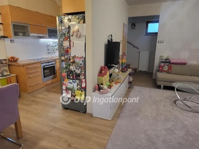 Eladó lakás Győr 103 nm