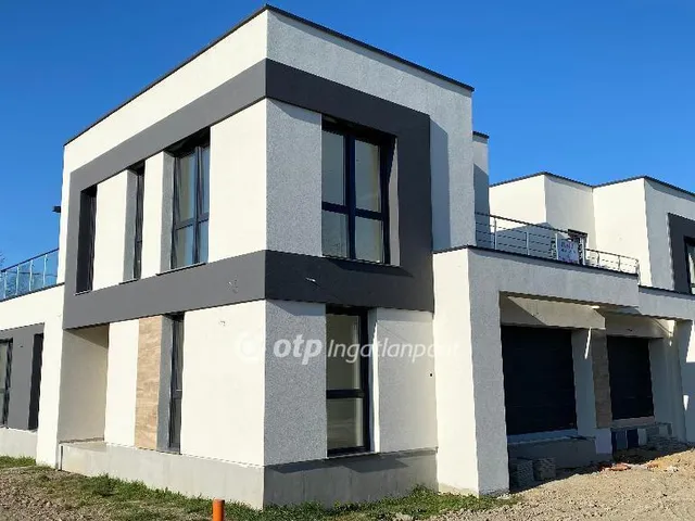 Eladó lakás Győr, Révfalu 160 nm