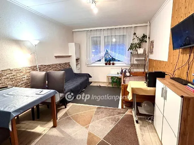 Eladó lakás Győr, Nádorváros 63 nm