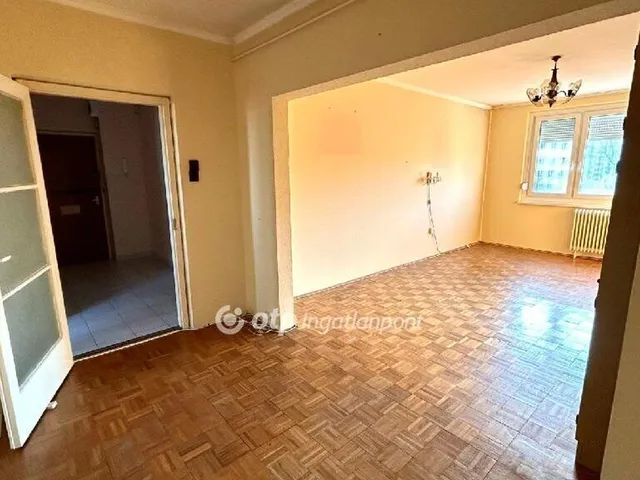 Eladó lakás Győr, Nádorváros 53 nm
