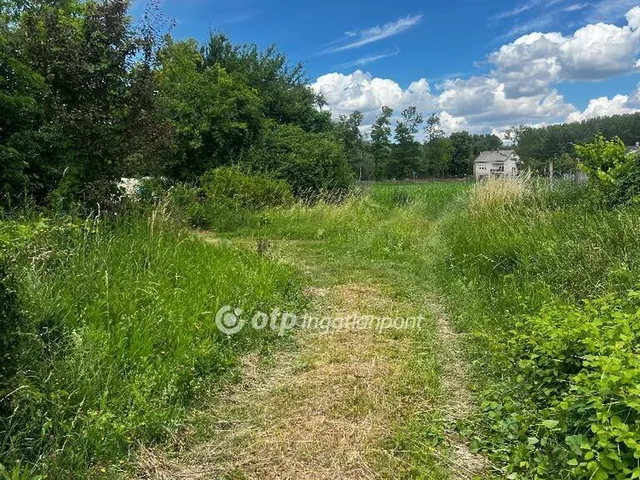 Eladó telek Ásványráró 2482 nm