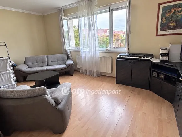 Eladó ház Levél 171 nm