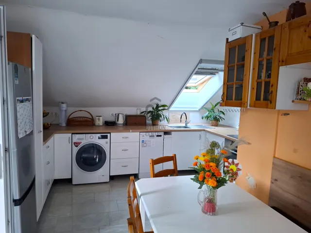 Eladó lakás Leányfalu 68 nm