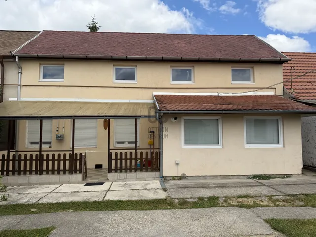 Eladó ház Budakeszi 120 nm