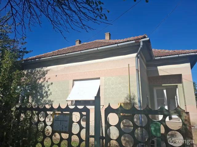 Eladó ház Csanádpalota 79 nm