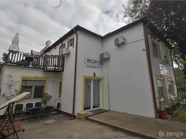 Eladó üdülő és hétvégi ház Fonyód 298 nm