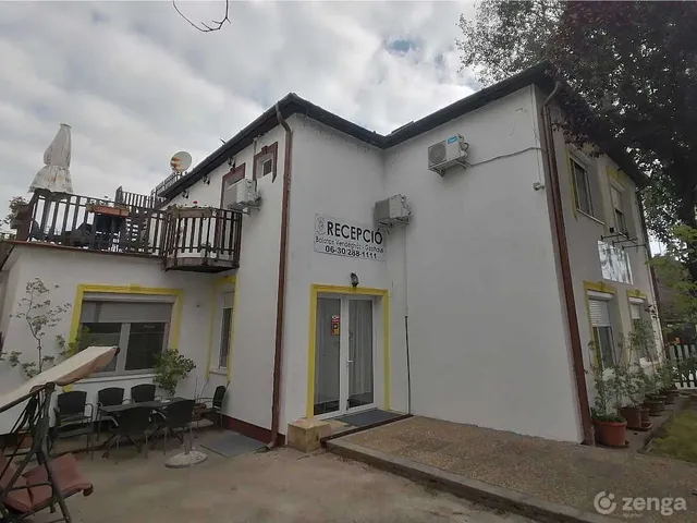 Eladó kereskedelmi és ipari ingatlan Fonyód 298 nm