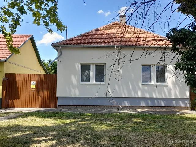 Eladó ház Makó 90 nm