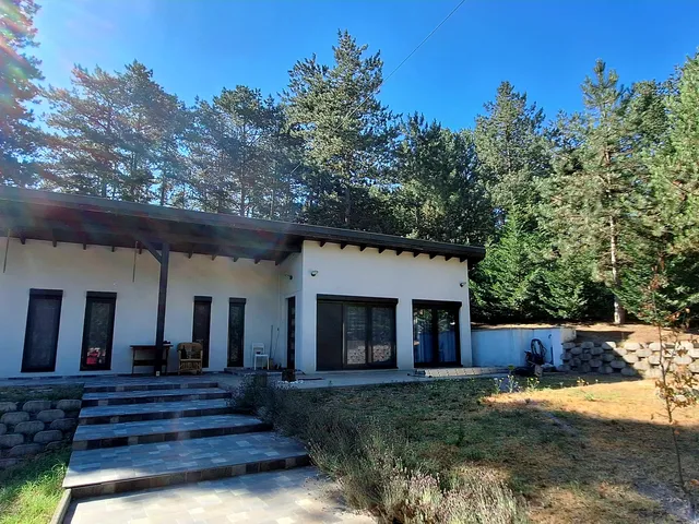 Eladó ház Pócsmegyer, Surány 100 nm