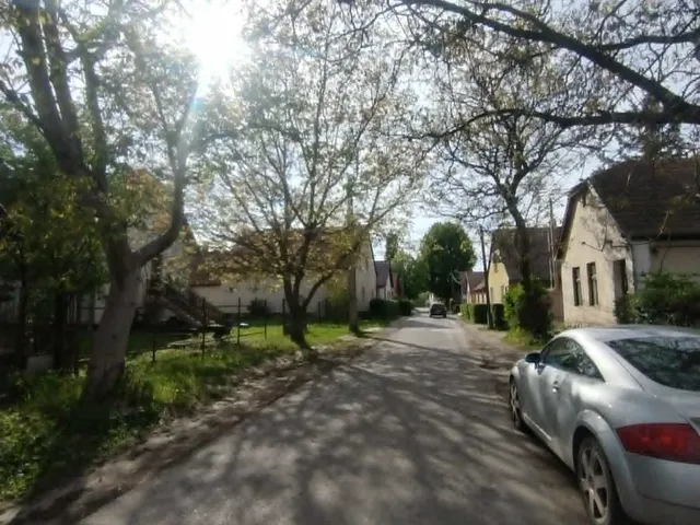 Kiadó ház Pomáz 40 nm