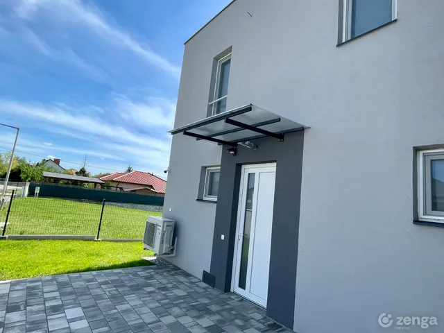 Eladó ház Siófok, Sóstó 100 nm