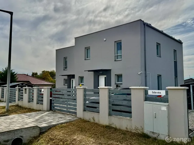 Eladó ház Siófok, Szabadifürdő 107 nm