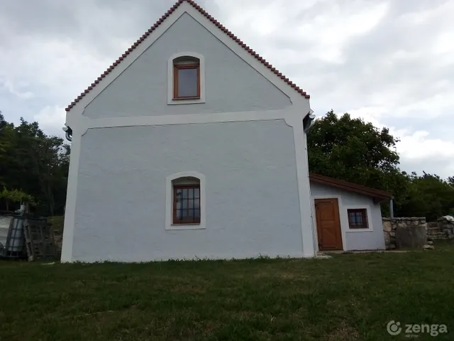 Eladó üdülő és hétvégi ház Balatoncsicsó 80 nm