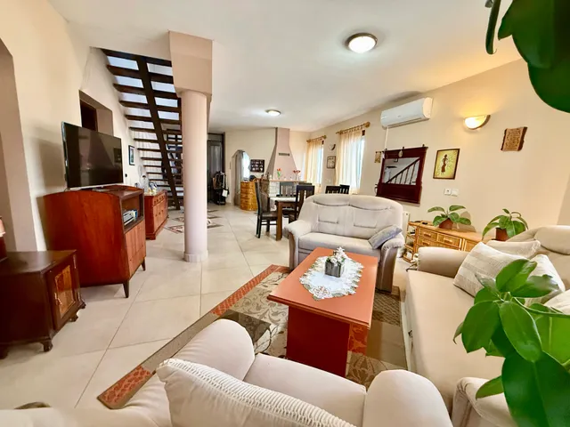 Eladó ház Szeged, Újszeged 150 nm