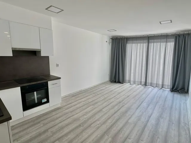 Eladó lakás Szeged 60 nm