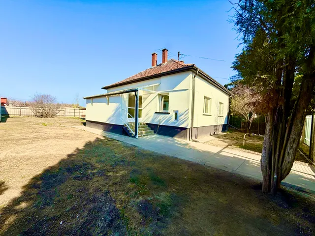 Eladó ház Szeged, Petőfitelep 100 nm