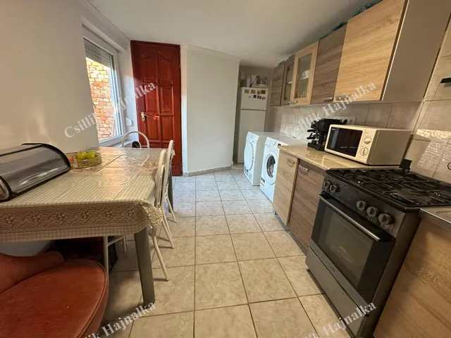 Eladó ház Szolnok, Belváros 80 nm