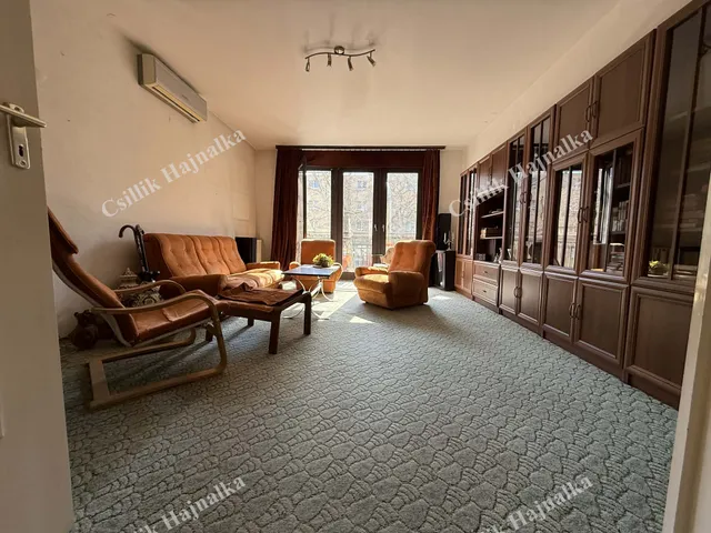 Eladó lakás Szolnok, Belváros 88 nm