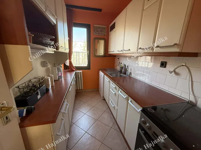 Eladó lakás Szolnok, Belváros, Baross utca  88 nm