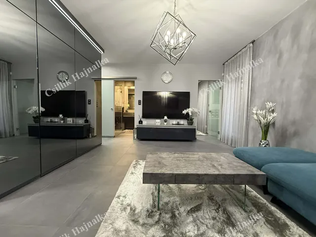 Eladó lakás Szolnok, Belváros 49 nm