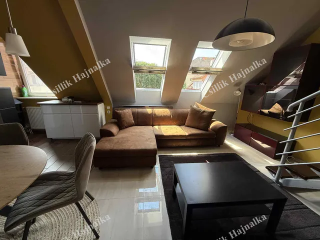 Eladó lakás Szolnok, Belváros, Tófenék utca  94 nm