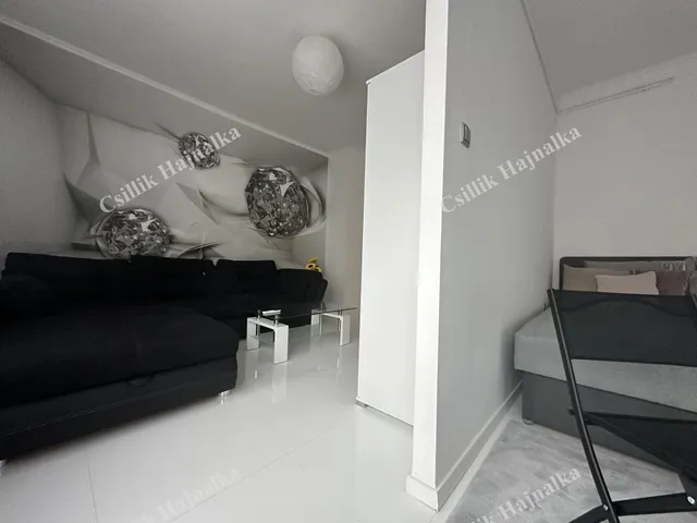 Eladó lakás Szolnok, Belváros, Kossuth tér  53 nm