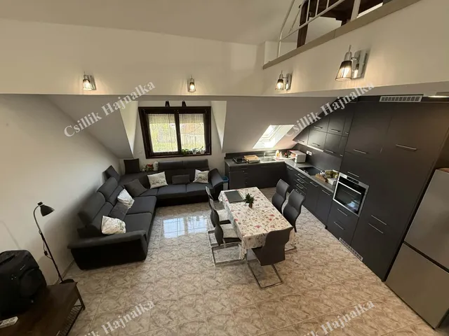 Eladó lakás Szolnok, Belváros 113 nm