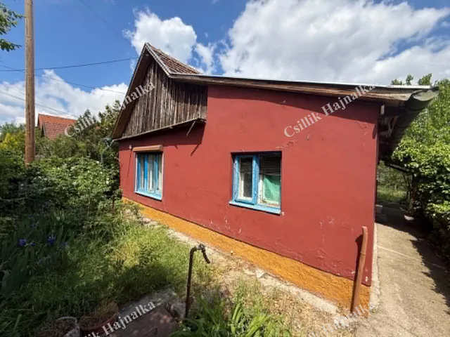 Eladó ház Szolnok, Déli városrész 47 nm