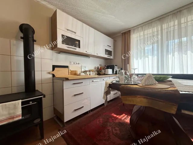 Eladó ház Szolnok, Belváros 80 nm