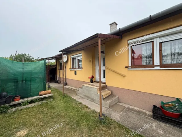 Eladó ház Szolnok, TVM-lakótelep 64 nm