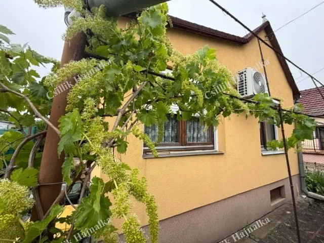 Eladó ház Szolnok, TVM-lakótelep 64 nm