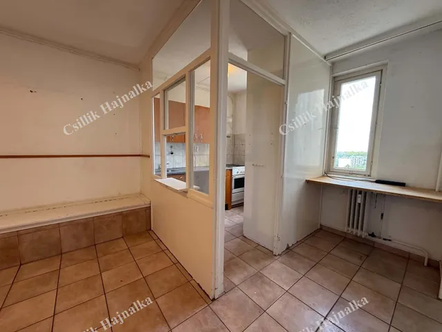 Eladó lakás Szolnok, Széchenyi-lakótelep, Czakó Elemér utca 71 nm