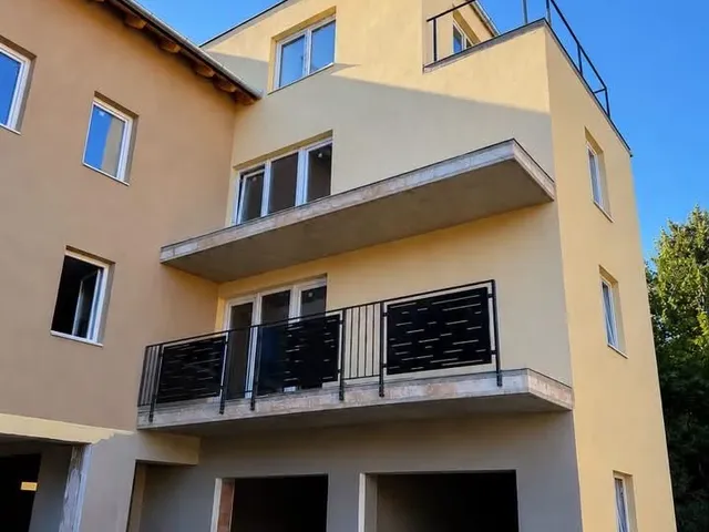 Eladó lakás Szolnok, Belváros 66 nm