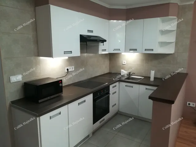 Kiadó lakás Szolnok, Belváros 31 nm