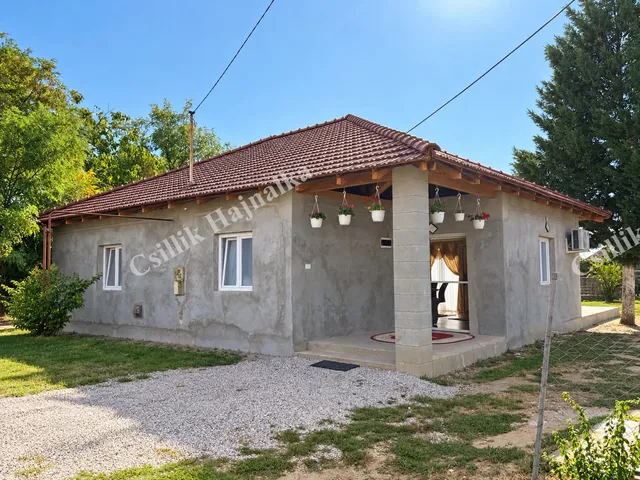 Eladó ház Rákócziújfalu 90 nm