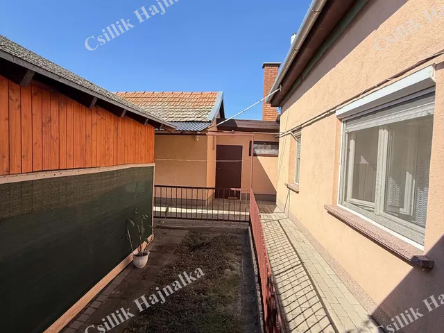 Eladó ház Szajol 80 nm
