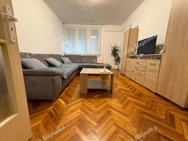 Eladó lakás Szolnok, Belváros 74 nm